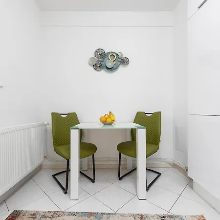 Davor2 Cosy Near Center, Beach, Parking *