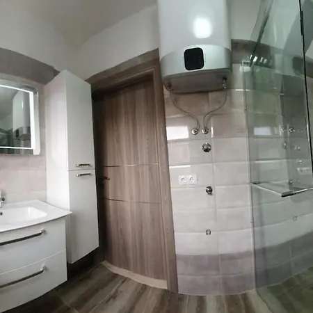 Davor2 Cosy Near Center, Beach, Parking Apartman