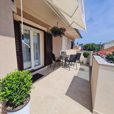 Davor2 Cosy Near Center, Beach, Parking