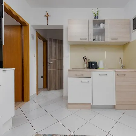 Davor2 Cosy Near Center, Beach, Parking Apartman